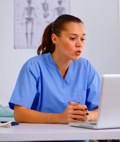 woman-practitioner-assistant-offering-medical-onli-2025-02-20-05-49-39-utc woman-practitioner-assistant-offering-medical-onli-2025-02-20-05-49-39-utc